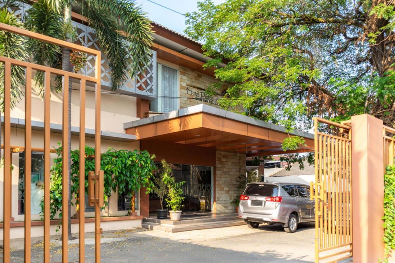 Reddoorz Plus Syariah Near Java Supermall Semarang 2 Exterior photo